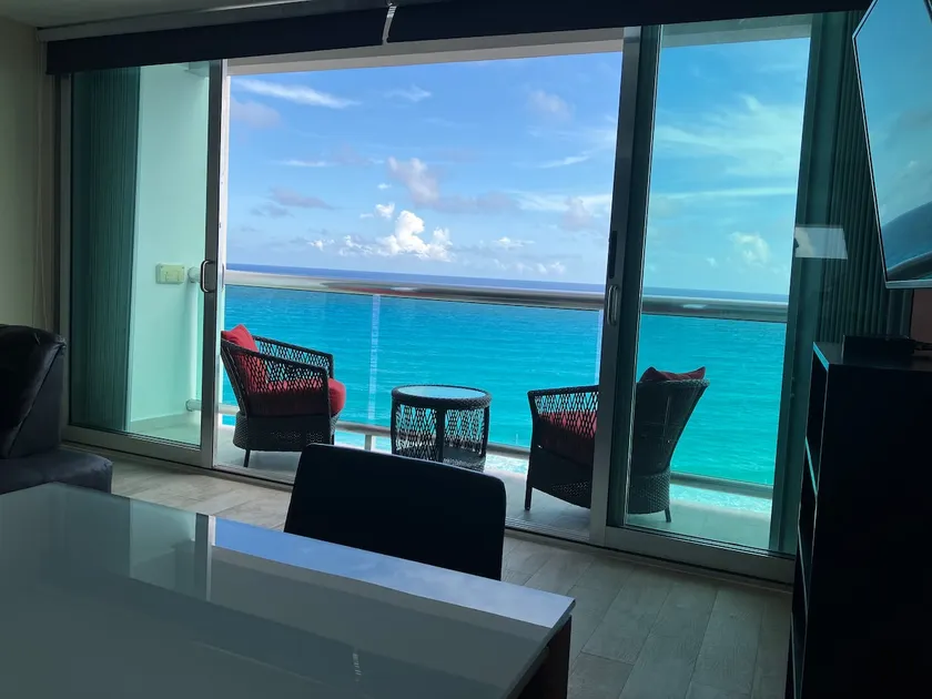 Beach PH Astonish View! Cancun's Heart Wi-Fi - Image 1