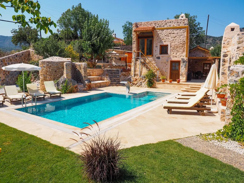 Villa Apsara - Secluded Oasis - Big Pool - Amazing Views - Image 1