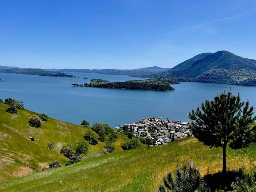 Spacious Villa in Clearlake California. Lux views! - Image 1