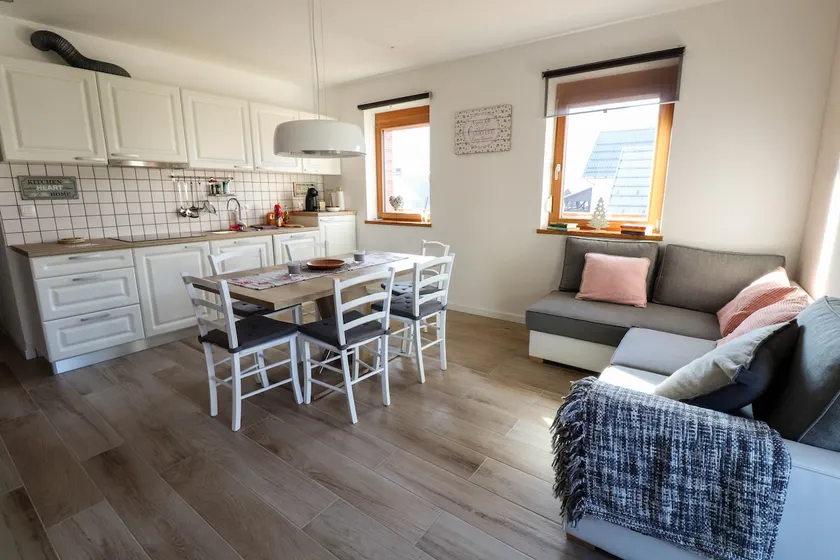Lovely Holiday Nest - Image 1