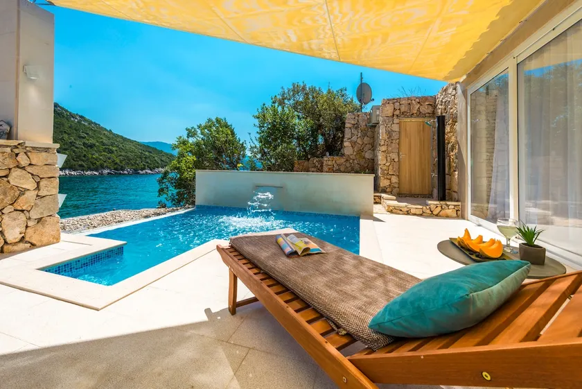 Holiday House with Private Beach Dubrovnik Region - Image 1