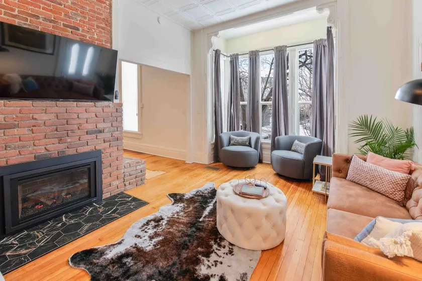 King Studio with fireplace close to The Myrna Loy - Image 1