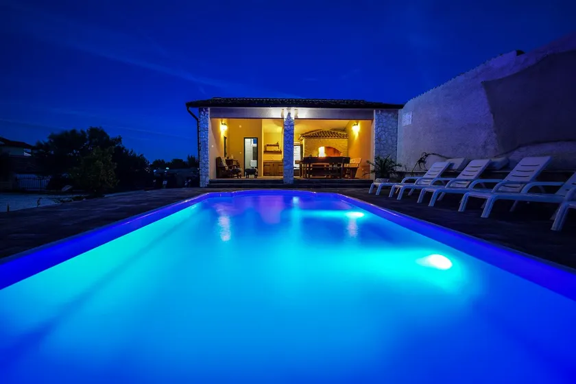 Luxury A1 Apartment Mihic with pool - Image 1