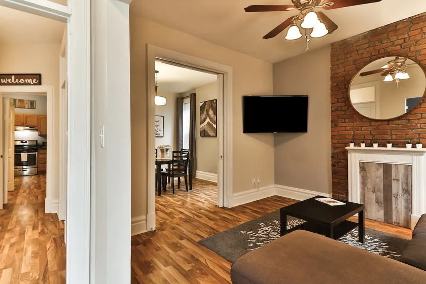Luxury 2BR near Missouri Botanical Garden (Shaw) - Image 1
