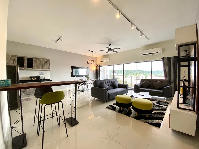 Puchong Setiawalk Penthouse for 14 pax | Iconique - Image 1
