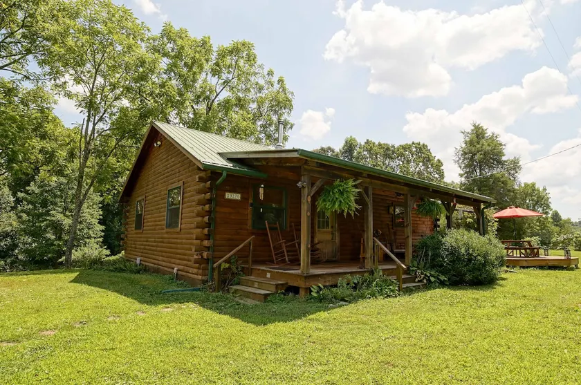Sweet Peace Cabin - Image 1
