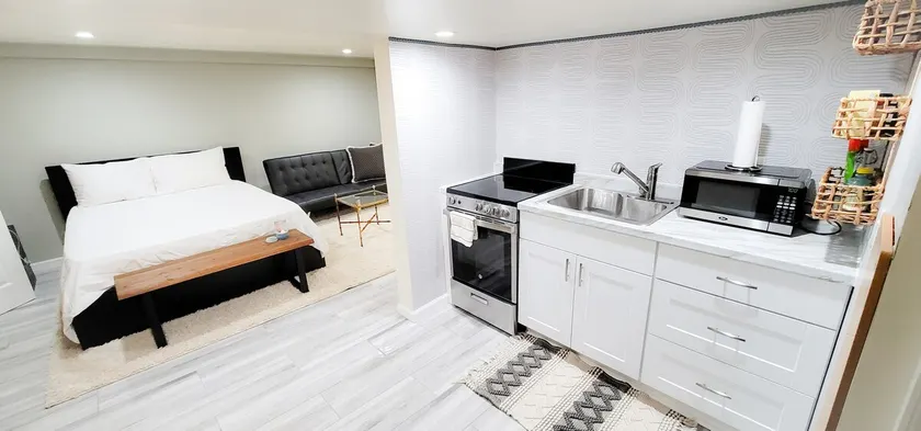 Special Spacious English Basement - Image 1
