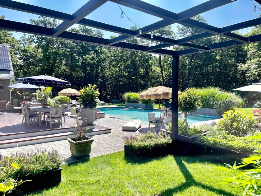 Guest House retreat with amazing pool !!! - Image 1
