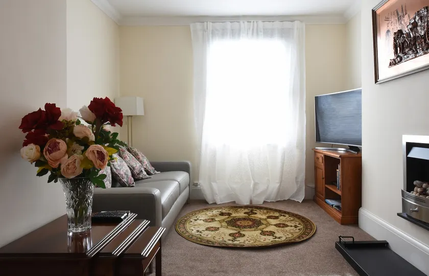 Beautiful , stylish apartment in Leamington Spa - Image 1