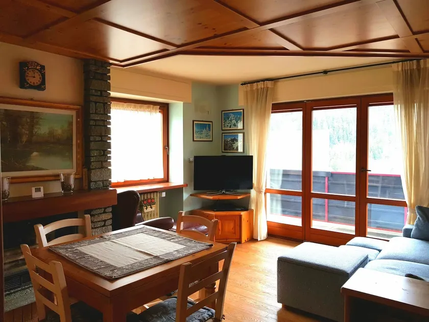 Mont Blanc Exclusive #Bluchalet - Image 1
