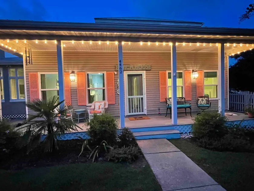 C4 - Cutest Clipper Cove Cottage - Image 1