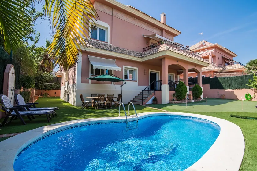 Beach villa, paddle tennis, swimming pool, Jacuzzi, fireplace - Image 1
