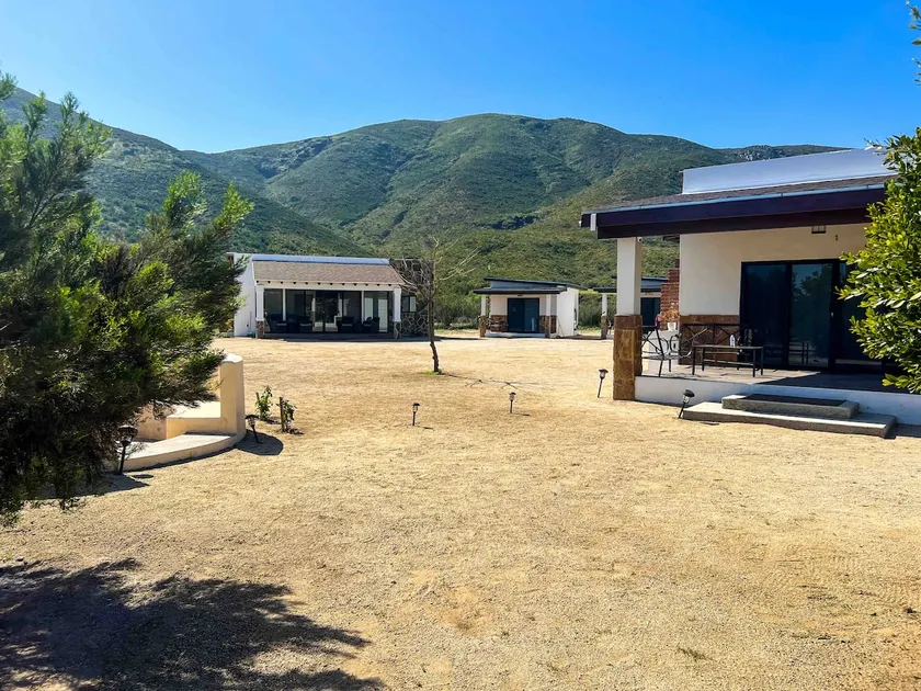 Wanyá Valle de Guadalupe, cabin #2 - Image 1