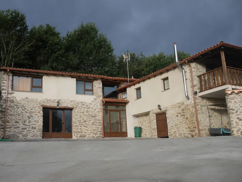 casa para grupos en la Ribeira sacra - Image 1