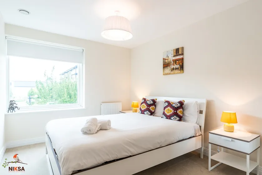 Niksa Serviced Accommodation Welwyn Garden City- One Bedroom - Image 1