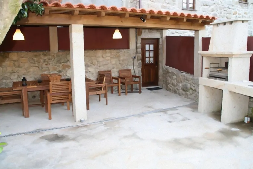 Stone Cottage with Terrace & BBQ in Sistelo - Image 1
