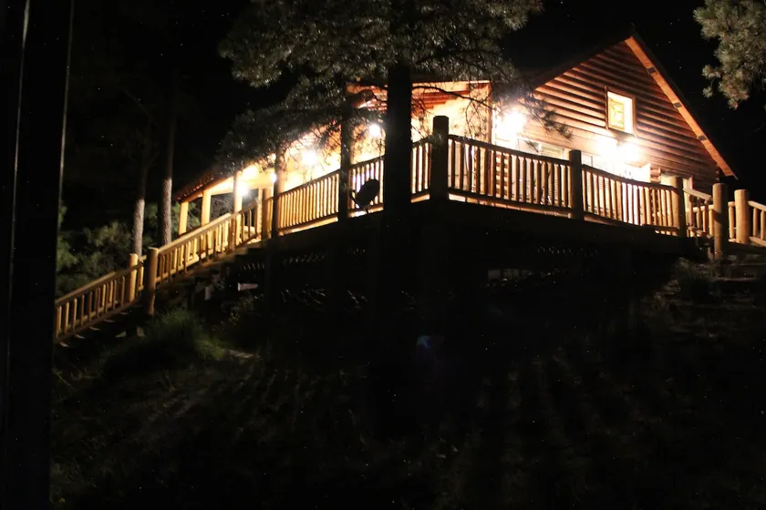 Beautiful Alpine Cabin on 3 Acres - Image 1