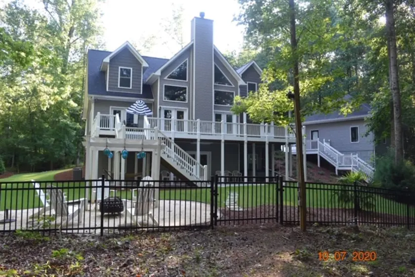 Beautiful Beach House next to Tugaloo State Park! - Image 1
