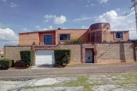 Almoloya De Juarez Colonial House - Image 1