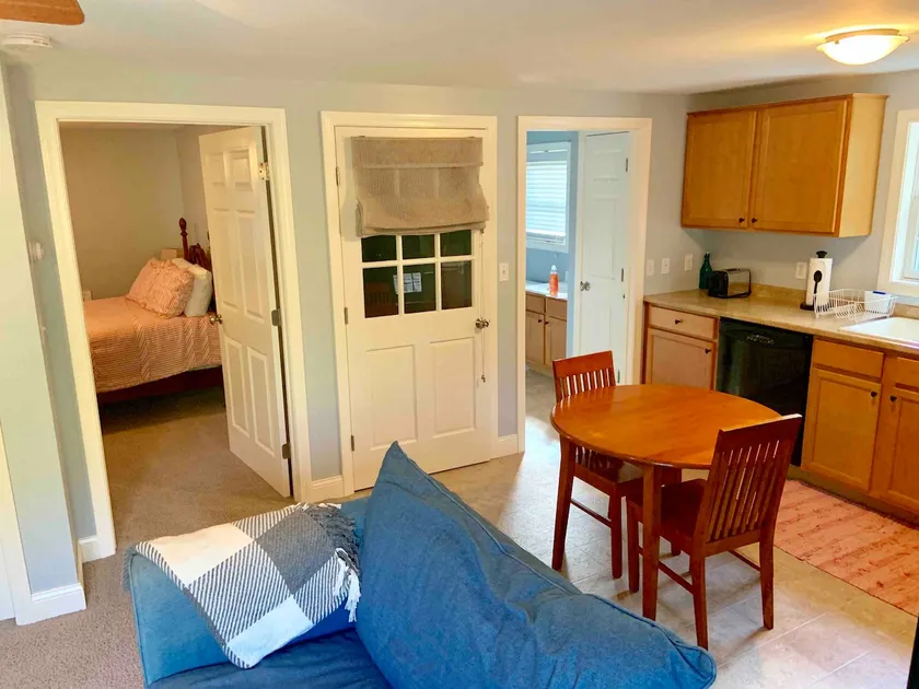 Country retreat 25min to Hartford/15min to UCONN - Image 1