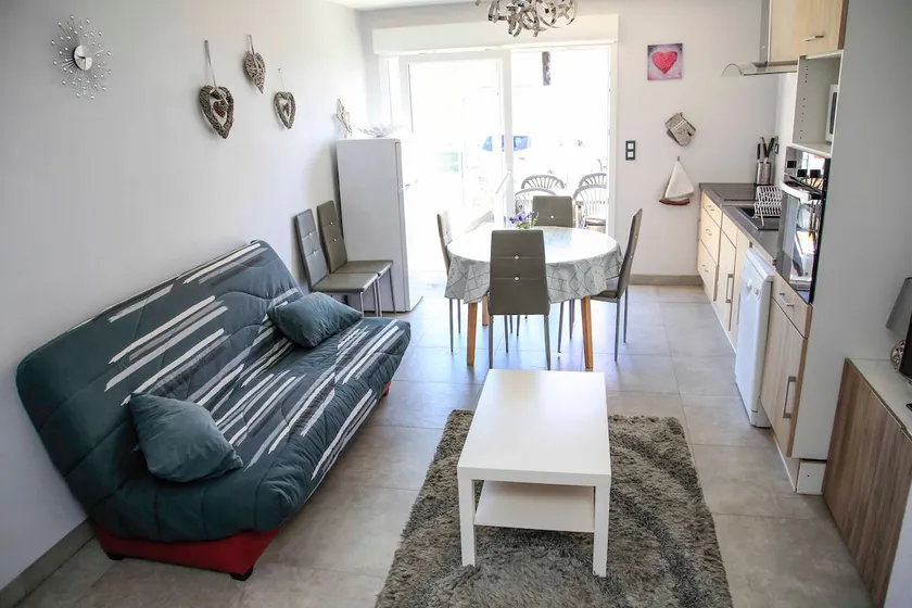 Apartment in Eguisheim near Vineyards - Image 1