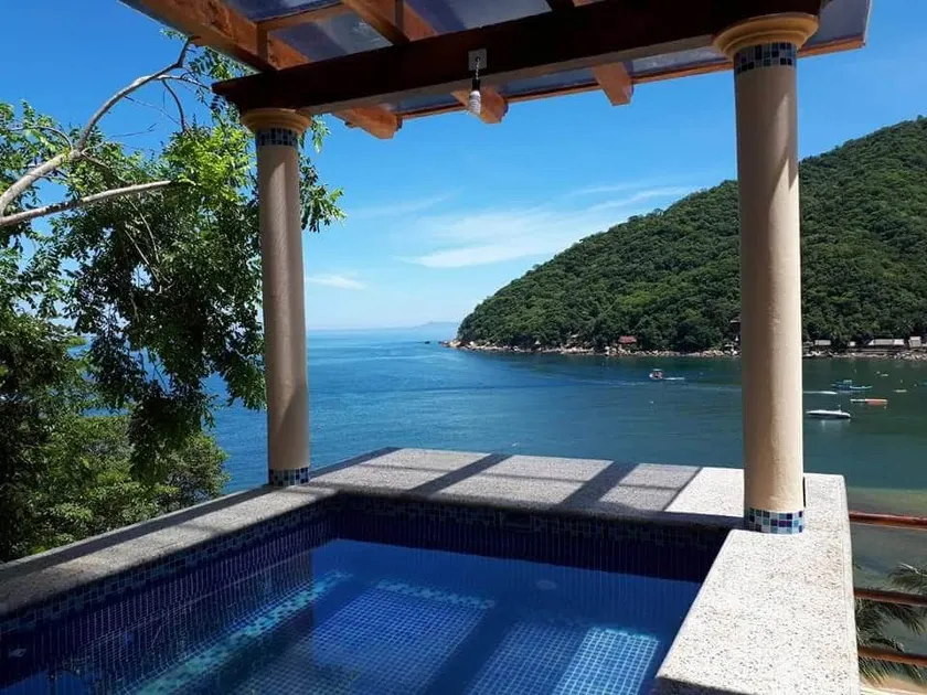 SUNSET HOUSE - Image 1