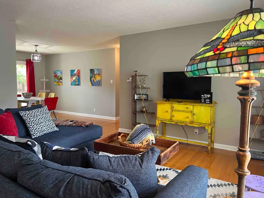 The Wright Place-2 Miles From Downtown & Oaklawn! - Image 1