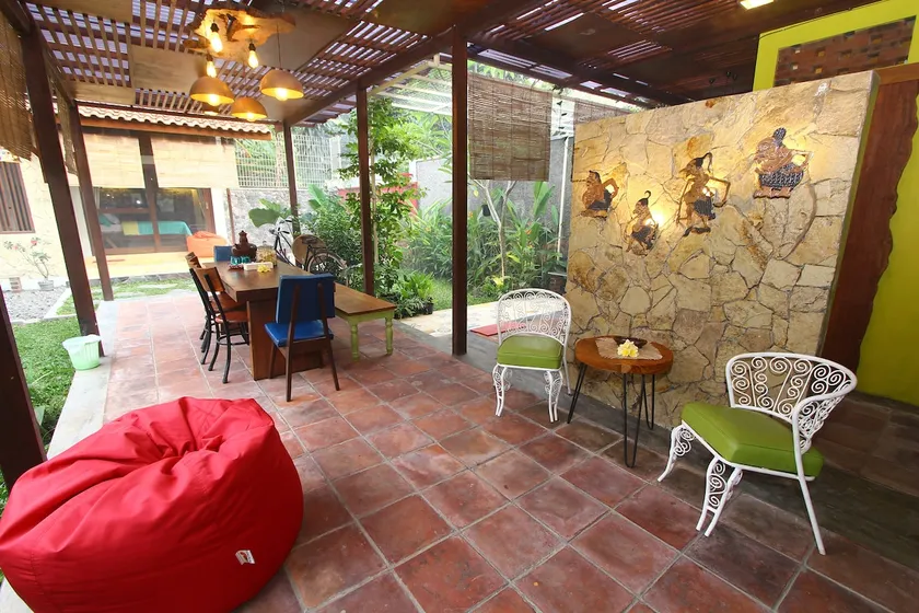 Rumah Kembang Setaman (Wedomartani, Yogyakarta) - Image 1