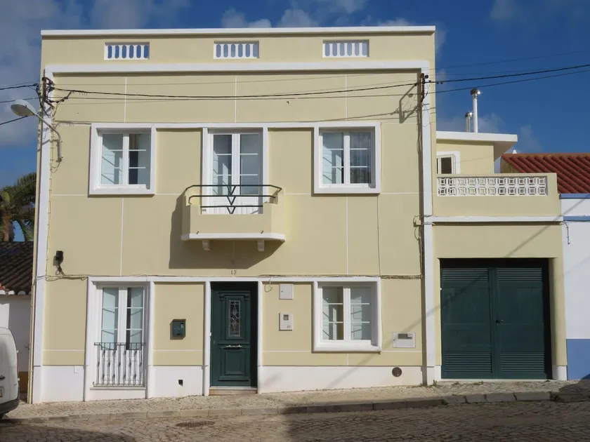 Casa do Quintalão. Premium Apartment (5pax) - Image 1