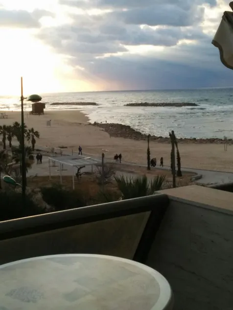 Ashkelon apartment near the beach - Image 1