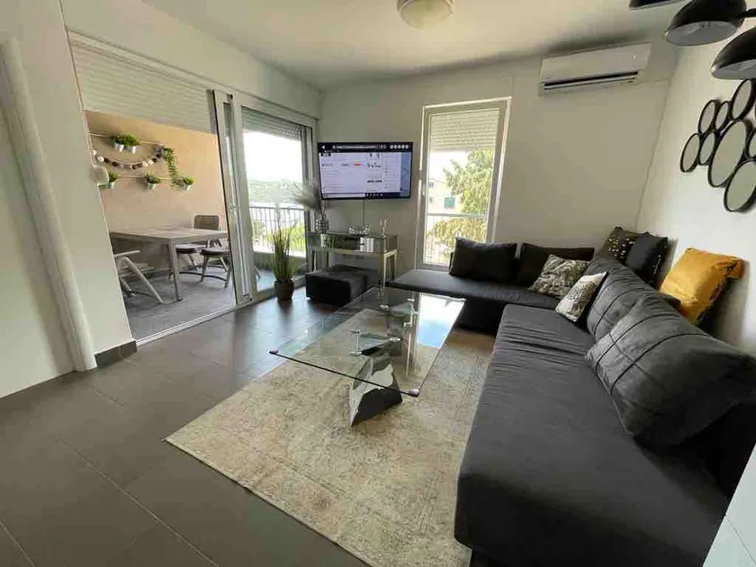 SunKISS Apartment Tisno - Image 1