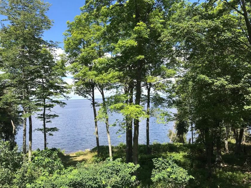 Lake House with an eagle eye view of the bay and lake access - Image 1