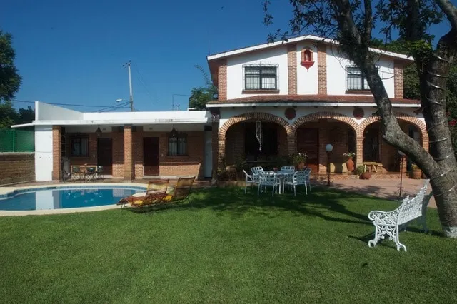 Mexican colonial style house - Image 1