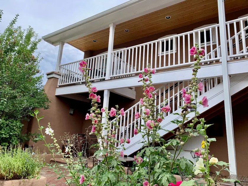 Architect's Space, Taos Plaza - Image 1