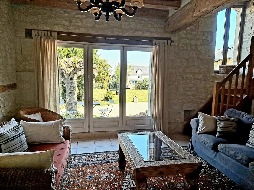 Charming stone farmhouse in the Loire Valley - Image 1