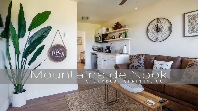 Cozy Mountainside Nook - Image 1