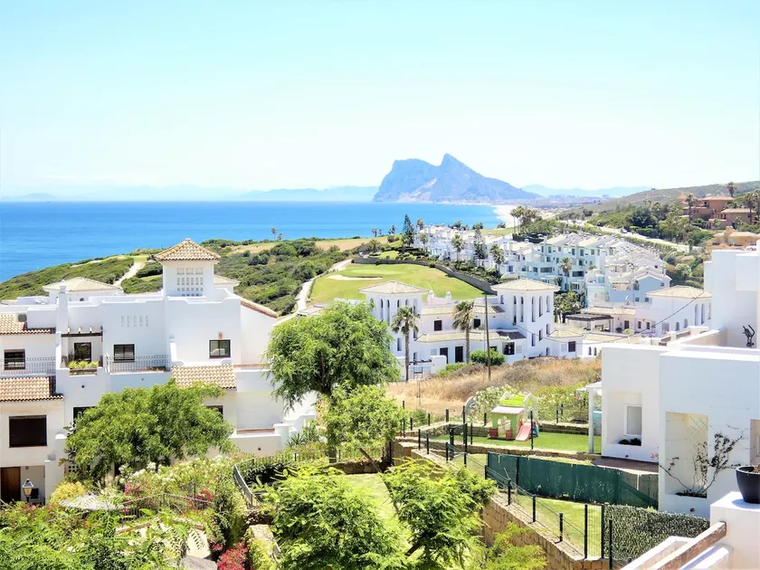 MAGNIFICENT CHALET TOWNHOUSE GOLF OCH BEACH - Image 1