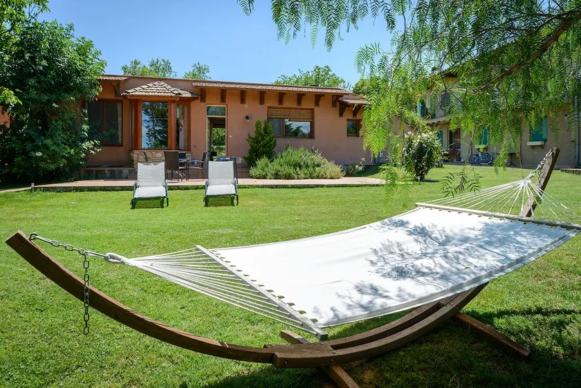 Beauty and tranquility in the interior of Costa Brava - Image 1