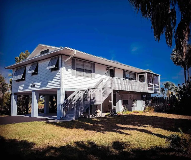 Ozello Keys Cottage on Crystal Bay - Image 1