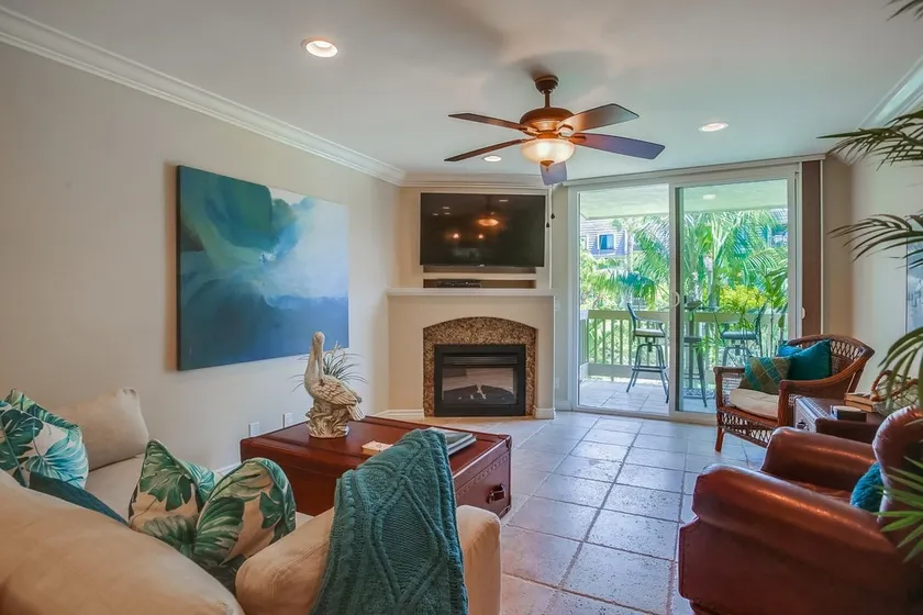 Palm Tree Villa offers lovely garden/pool view - Image 1