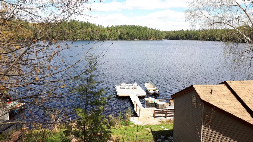 Sullivan's Retreat on Cavendish Lake - Image 1