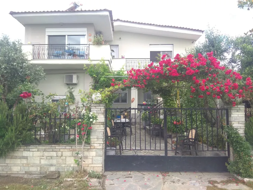 Sofia's Cottage - Image 1