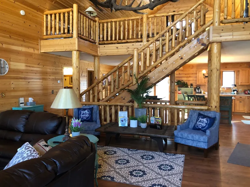 Huge Cabin near Castle Rock Lake!!! - Image 1
