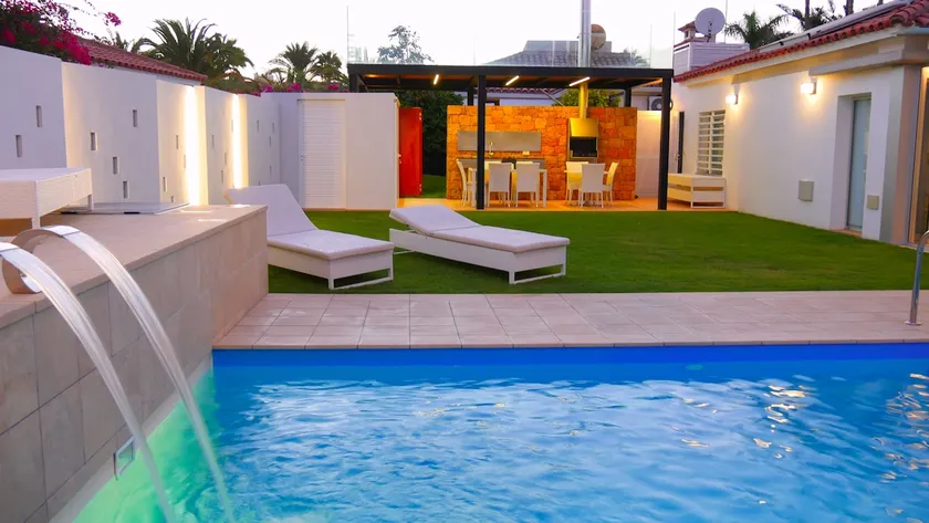Villa Calma Luxury Villa - Image 1