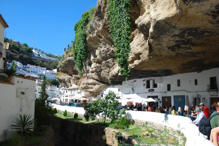 House of Shade Cave - Image 1
