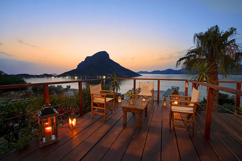 AMMOS & THALASSA KALYMNOS SUITES ”THALALASSA - Image 1