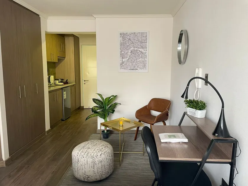 304 beautiful apartment, parking and excellent location - Image 1