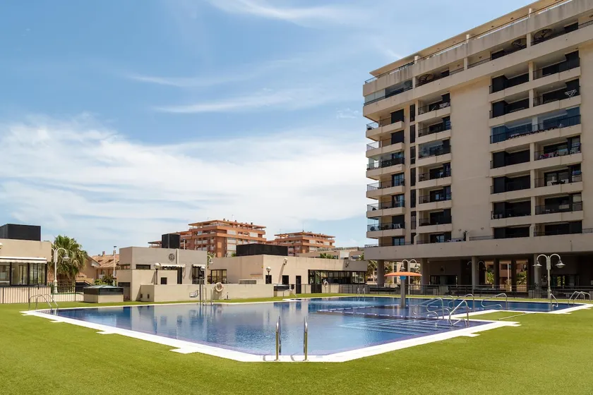 Beach Views ·Pool·AA 2HB at Patacona Beach - Image 1