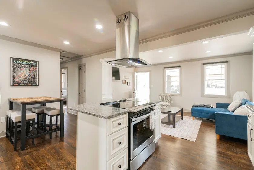 Renovated 2BR-Convenient to NoDa & CLT Lightrail - Image 1