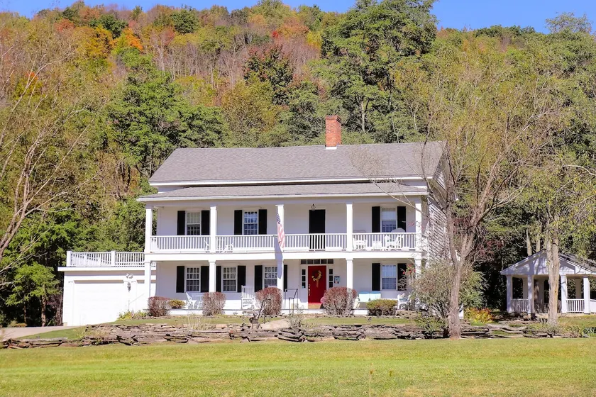 Hann Homestead Entire Home - Image 1